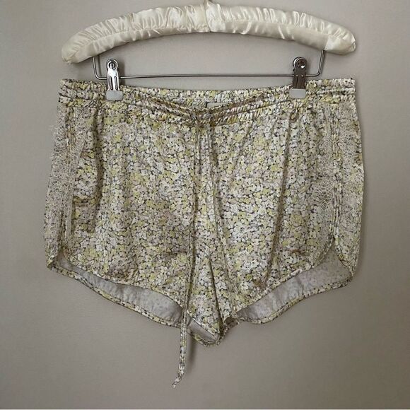 Jason Wu Pajama Shorts Lace Trim Satin Runner Stretch Yellow Floral Comfy Cute - Picture 2 of 11